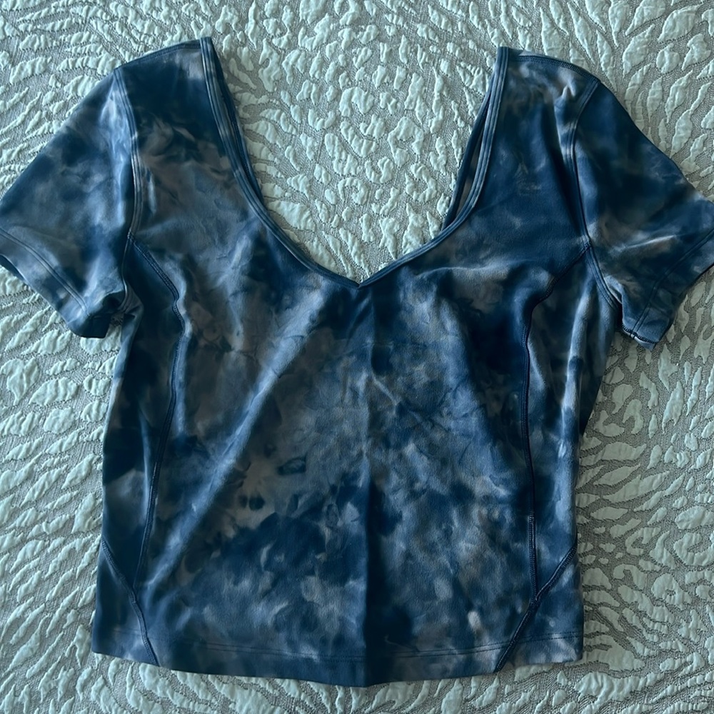 Lululemon new t- shirt